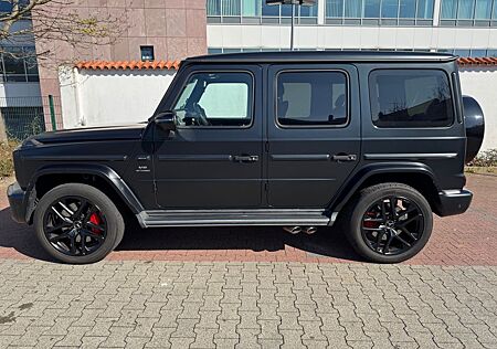 Mercedes-Benz G 63 AMG / Magno/Night Paket/
