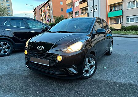 Hyundai i10 Trend 1 Hand. CarPlay. Sitzh. PDC. Automatik