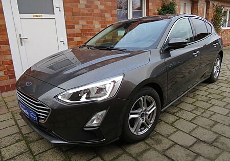 Ford Focus Lim. Cool & Connect Inkl. Garantie