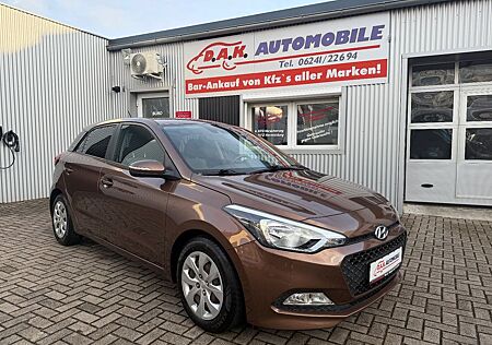 Hyundai i20 Classic 1.Hand+79TKM+PDC.h+USB+Klima+Spurass