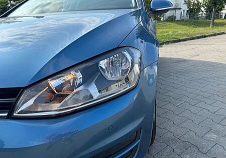 VW Golf Volkswagen 1.4 TSI 90 kW Trend 61.000 km