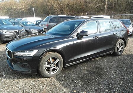 Volvo V60 Kombi Basis