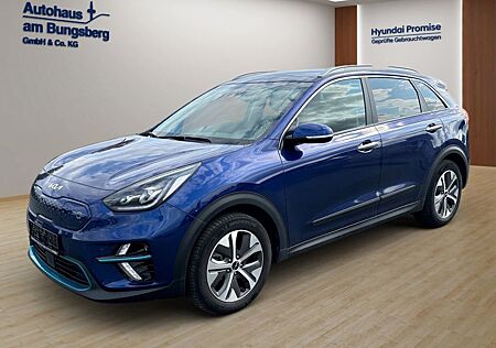 Kia Niro e-Spirit 64 kWh Leder LED Navi SHZ Wärmepum