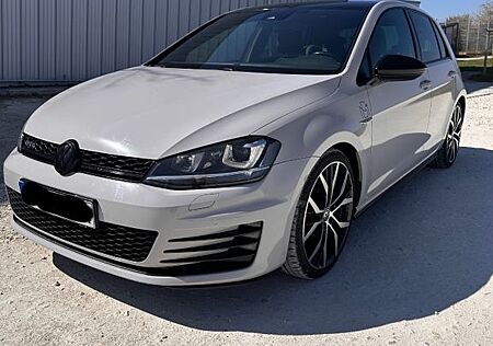 VW Golf Volkswagen VII GTD 2.0 TDI DSG BMT CarPlay Xenon