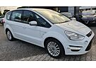 Ford S-Max Business Edition 2,0 Tdci / Navi / Panora.