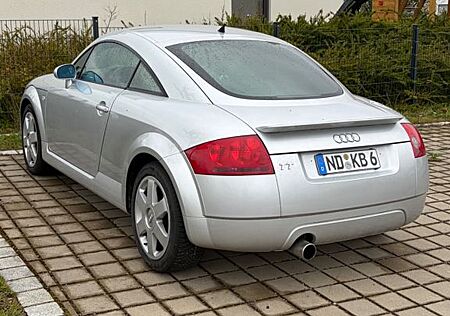 Audi TT Coupe 1.8T 120 kW - EZ 07/2002 - manuell