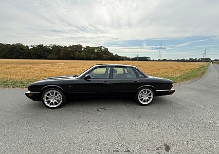 Jaguar XJR 4.0 XJR 100 Limited Edition