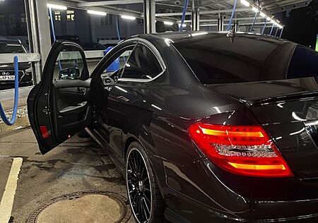 Mercedes-Benz C 250 Sport Coupé