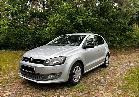VW Polo Volkswagen 1.4 6 R - Style Edition - Klima - Sitzh.