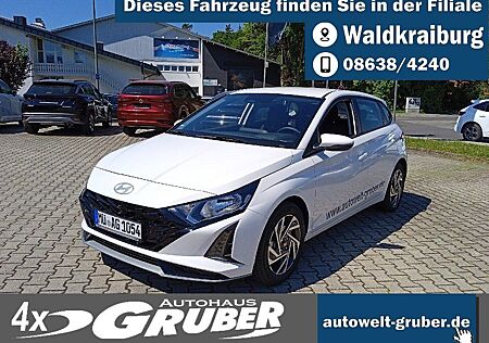 Hyundai i20 100PS Trend + Navigation+ALU+Kamera