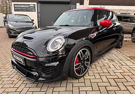 Mini John Cooper Works JOHN_COOPER_WORKS 3-trg.