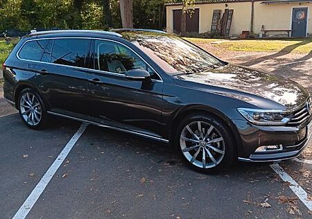VW Passat Variant Volkswagen 1.5 TSI OPF DSG Business Vari...