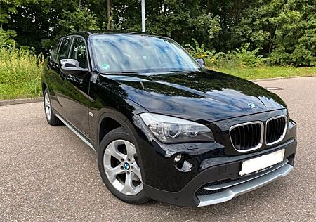 BMW X1 xDrive20d -xLine, NAVI, AHK, Xenon