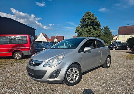 Opel Corsa D Satellite 1,2 ECOflex Klima Top