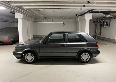 VW Golf Volkswagen 2 GTI 8V 2. Hand, absolut original