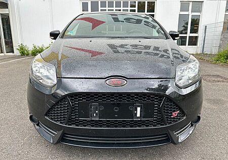 Ford Focus Lim. ST 2,0 EcoBoost