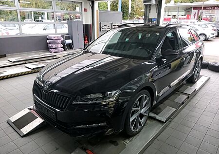 Skoda Superb Combi 2.0 TDI Sportline/MATRIX/AHK/ACC