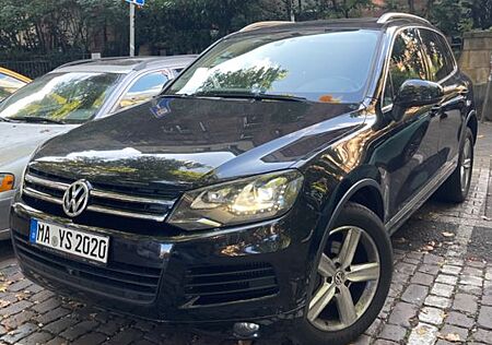 VW Touareg Volkswagen 3.0 V6 TDI Tiptronic BlueMotion Tech...