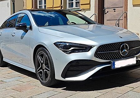 Mercedes-Benz CLA 200 Shooting Brake CLA 200 Shooting AMG/AUTOM.7G/AHK/PANO/KAMERA/18