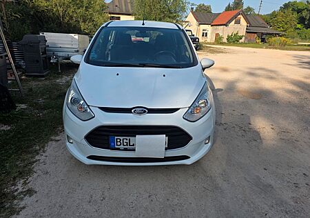 Ford B-Max 1,0 EcoBoost 74kW S/S Titanium Titanium