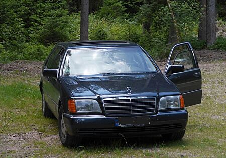 Mercedes-Benz 600 SEL V12