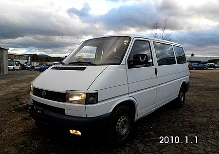 VW T4 Caravelle Volkswagen 2.5 TDI 65kW