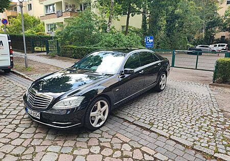 Mercedes-Benz S 350 BlueTEC 4MATIC L lang Facelift Top 20Zoll