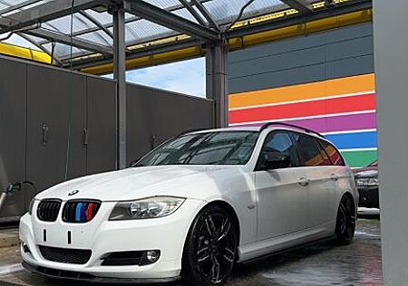 BMW 318i Touring -