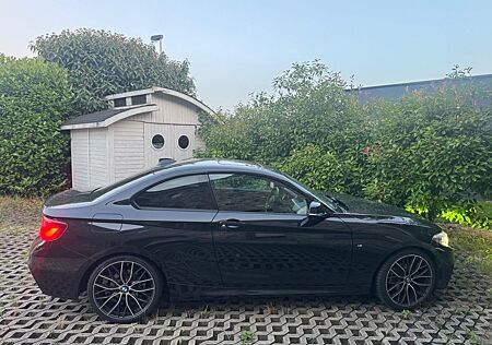 BMW 218d Harmon und Kardon M Ausstattung