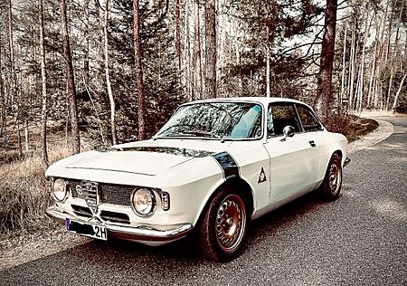 Alfa Romeo GT gebraucht kaufen Alfa Romeo GT Junior Bertone Kantenhauber 2 Liter