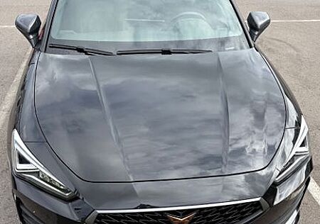 Cupra Leon 2.0 TSI 221kW VZ DSG VZ