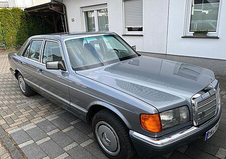 Mercedes-Benz S 300 300 SE W126