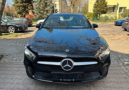 Mercedes-Benz A 220 A -Klasse Lim. d Progressive Line 190 PS