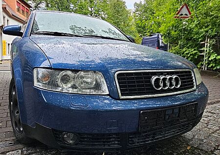 Audi A4 2.0 Multitronic Automatik