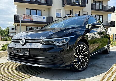 VW Golf Volkswagen VIII Lim. Life Navi Xenon