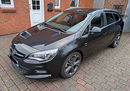 Opel Astra ST 1.6 Turbo Autom. OPC line, Leder, StHZ