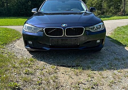 BMW 320d xDrive Touring Automatik F31