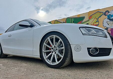 Audi A5 2.0 TFSI -