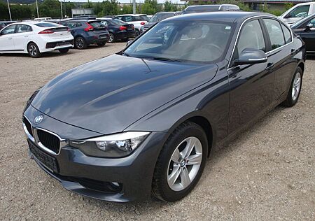 BMW 318 d Lim. *Leder/Navi/PDC/Sitzheizung*