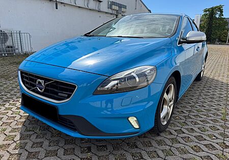 Volvo V40 T4 R-Design*Polestar*Xenon*TÜV 10/27
