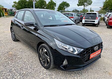 Hyundai i20 1.0 KLIMA KAMERA CARPLAY ALLWETTER ALU