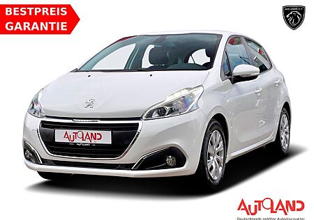 Peugeot 208 1.2 PureTech Navi Tempomat Sitzheizung LED