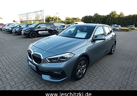 BMW 118i 5-Türer Advantage/LED/Navigation/Autom.