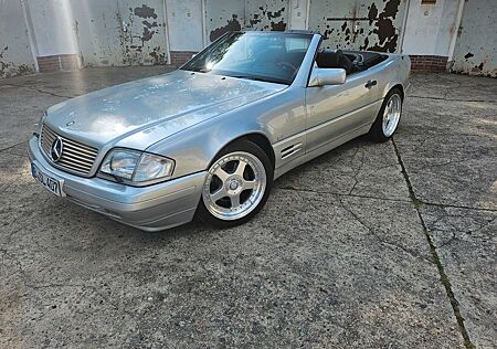 Mercedes-Benz SL 320 SLMercedes-Benz R129 Mopf 1