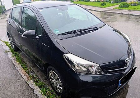 Toyota Yaris 1,33-l-Dual-VVT-i Life Life