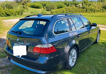 BMW 523i touring -