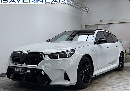 BMW M5 To. AHK Sitzlüftung B&W ACC 360° Driver Pano