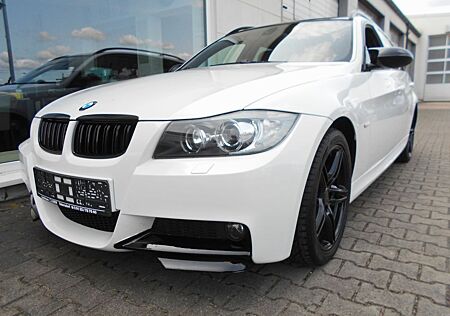 BMW 320i Touring - M SPORTPAKET-XENON-NAVI-PDC-SITZH
