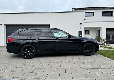 BMW 530d xDrive Touring Standhzg.