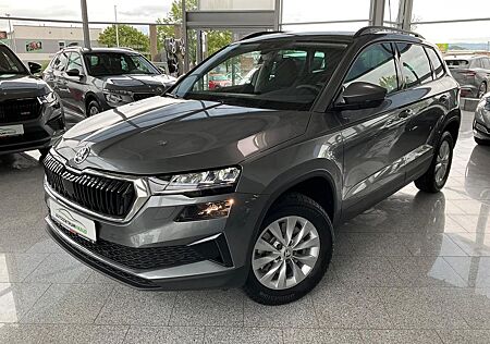 Skoda Karoq 1.5TSI Fresh AHK R-Kam GRA+ SHZ LED SmartL